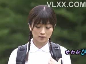 Đem lồn đẹp cho xã hội đen địt để xóa nợ